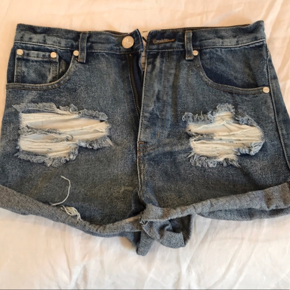Iconic One Teaspoon destroyed denim shorts